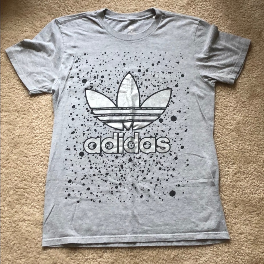 Adidas trefoil gray and black splatter T-shirt